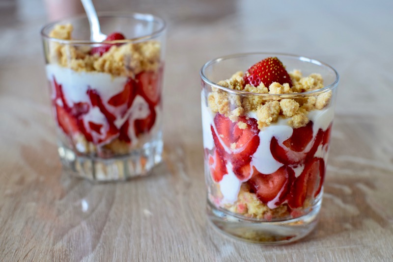  verrine_fraise-crumble.jpg 